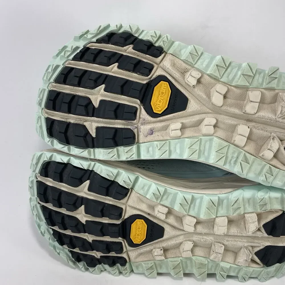 Altra Olympus 5 Trail Running Shoes Womens Size 8 Light Blue Vibram Megagrip